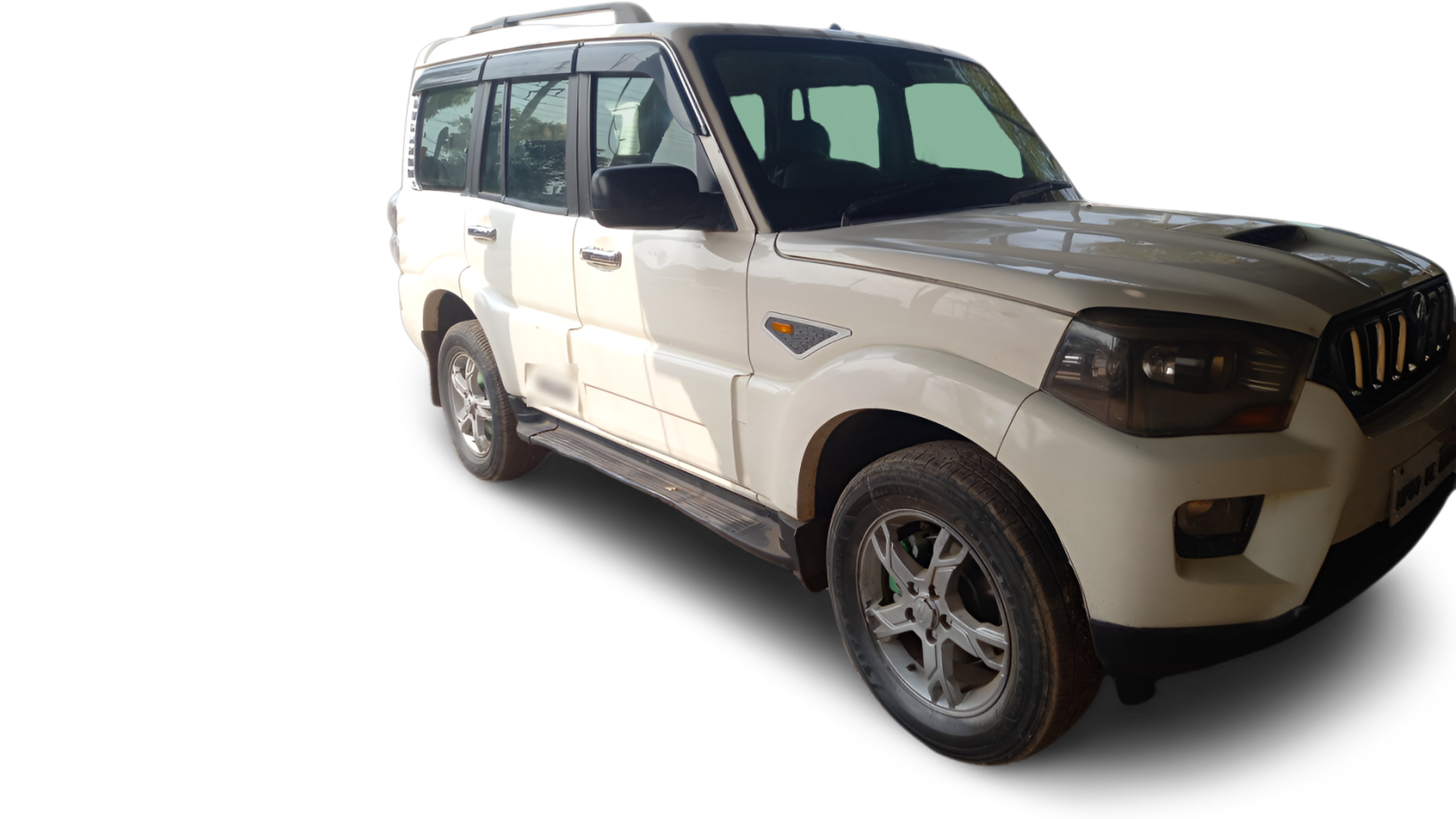 Mahindra Scorpio-img